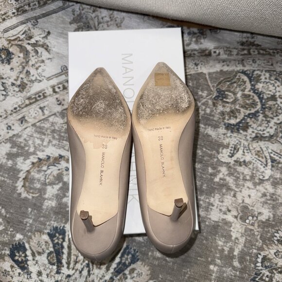 Manolo Blahnik Nude Pointy Toe BB 70mm High Heel Pumps - Picture 5 of 6